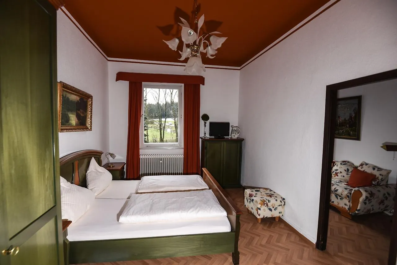 Jagdschloss Fahrenbuehl Hotel Garni Kirchenlamitz 0*,